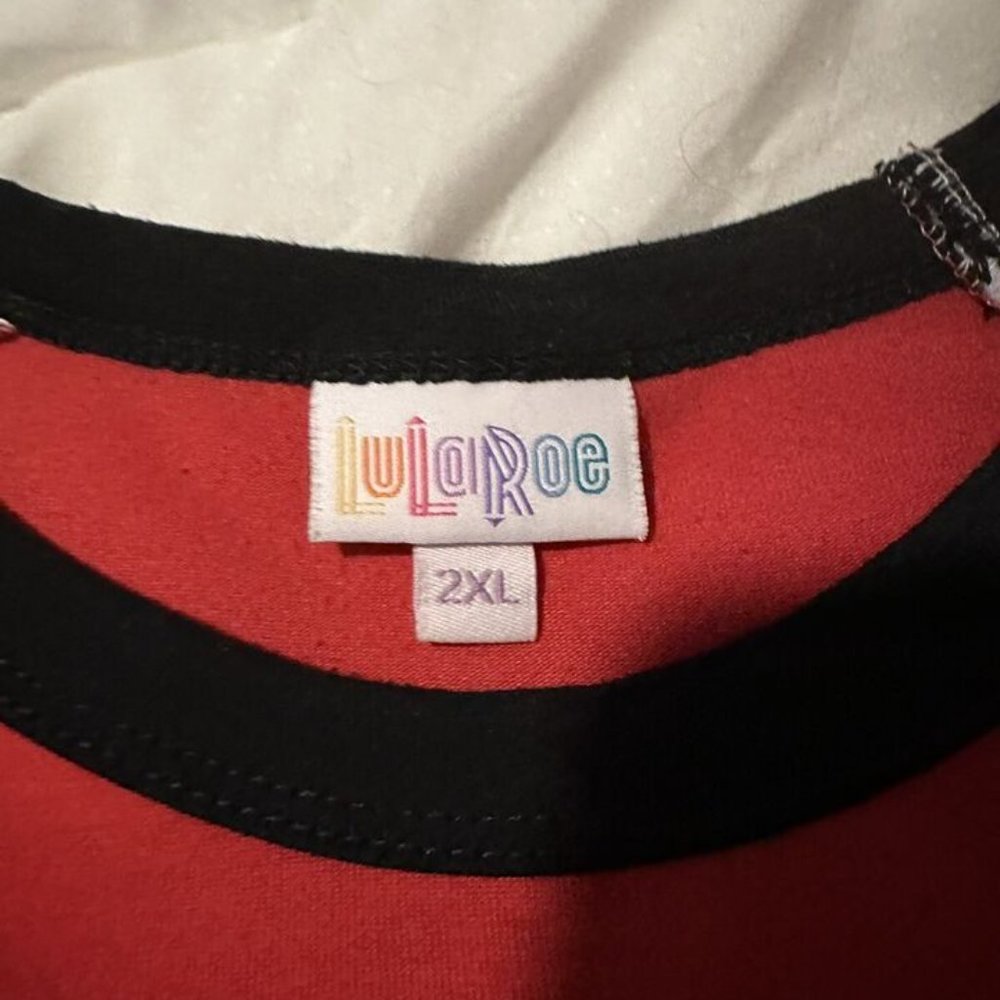 3 pairs of LuLaRoe leggings all One Size (OS) & 1 LuLaRoe Shirt with sleeves 2XL - Picture 2 of 4
